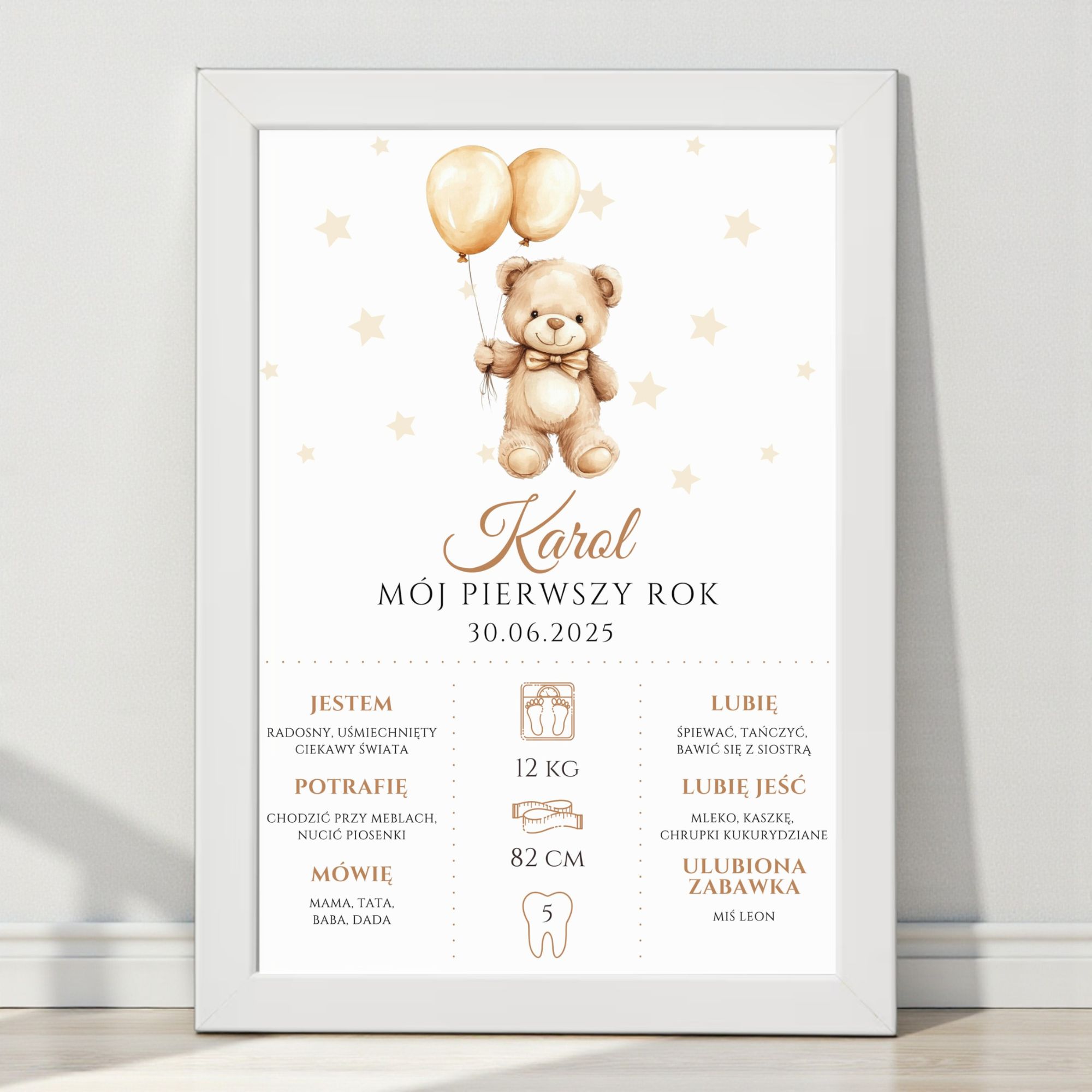 Plakat „MÓJ PIERWSZY ROK” A4 z Ramką - Beżowy Miś z Balonami - obrazek 4